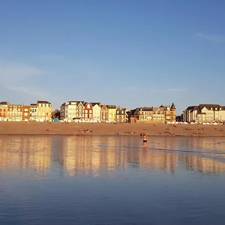 Appartement Sea Dream Apartment- *